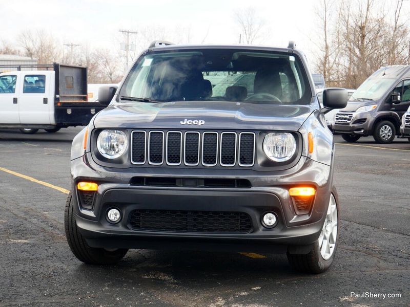 Used 2023 Jeep Renegade Latitude