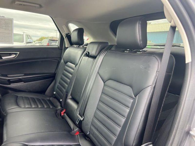 2024 Ford Edge SELImage 13