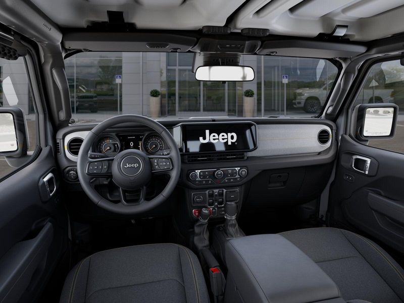 New 2025 Jeep Gladiator Willys 4x4Image 24