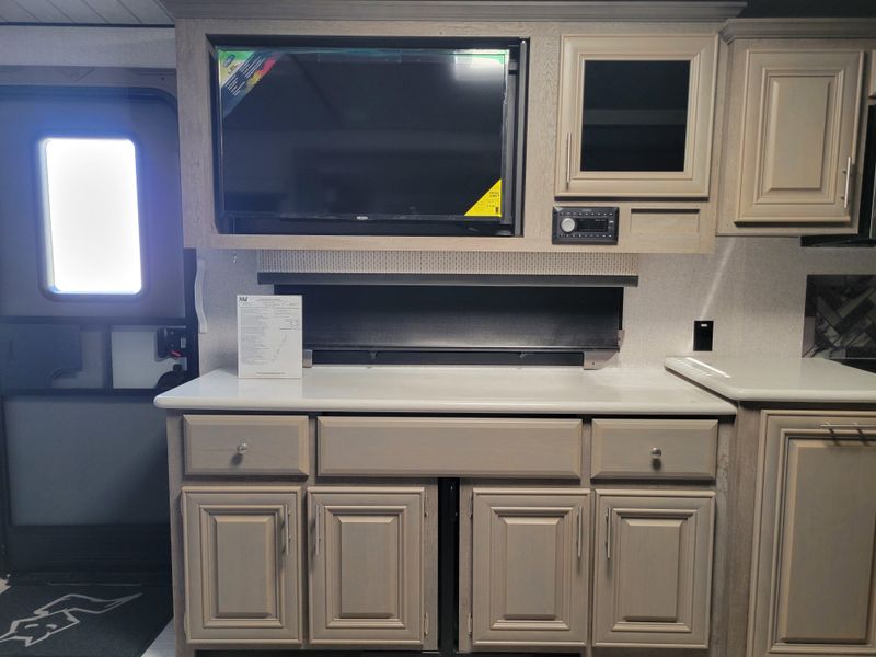 New 2026 NORTHWOOD MFG Arctic Fox NXT 27RKImage 13