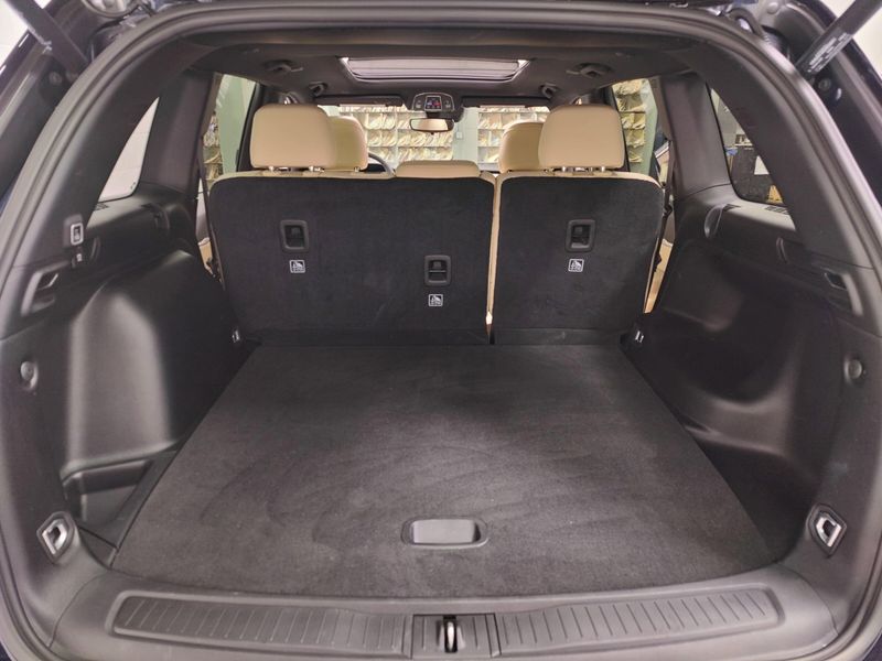 Used 2024 Jeep Grand Cherokee Limited Black 4X4 w/SunroofImage 13