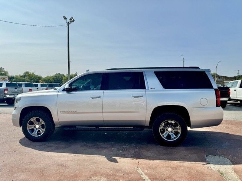 2020 Chevrolet Suburban LTImage 8