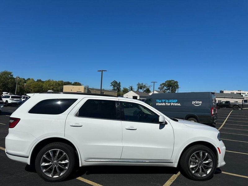2022 Dodge Durango SXT photo 5