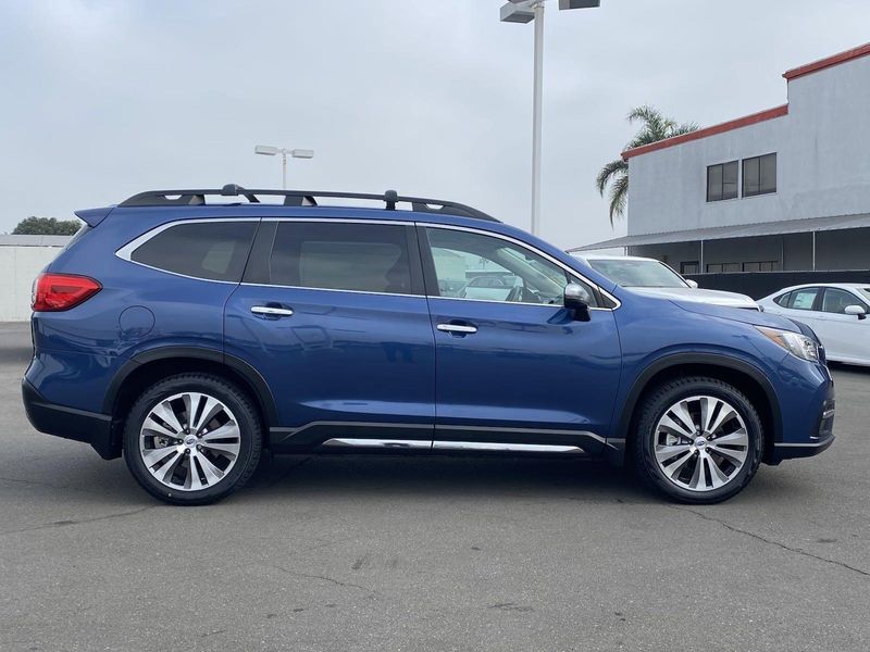 2021 Subaru Ascent TouringImage 3