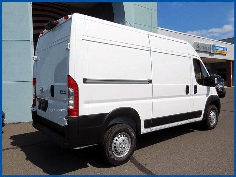 2024 RAM ProMaster BaseImage 6