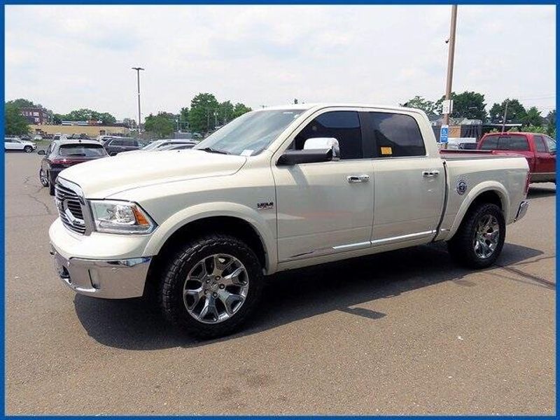 2018 RAM 1500 LimitedImage 1