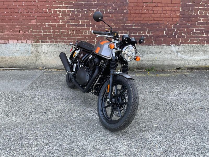 New 2024 Royal Enfield CONTINENTAL GT650 