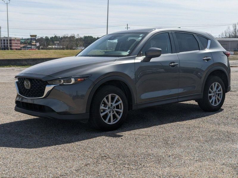 2023 Mazda CX-5 2.5 S Preferred PackageImage 7
