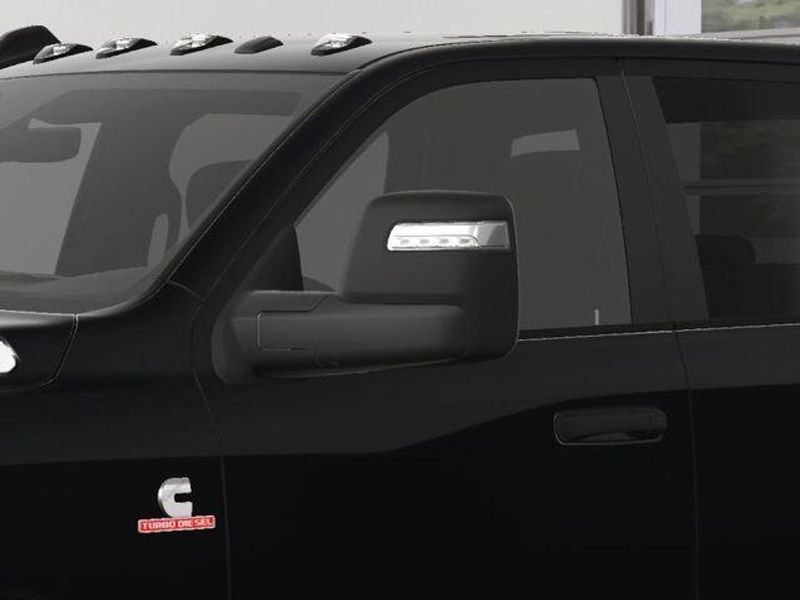 New 2023 RAM 2500 Big Horn Crew Cab 4x4 6