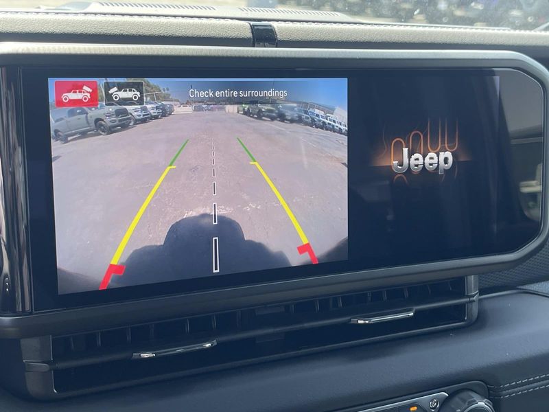 New 2026 Jeep Wrangler 4-door Rubicon X