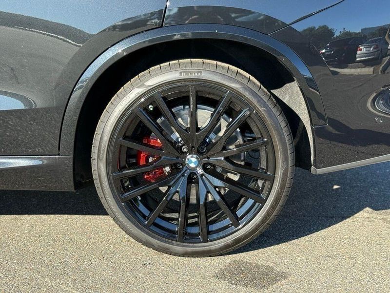 New 2026 BMW X5 M60iImage 18