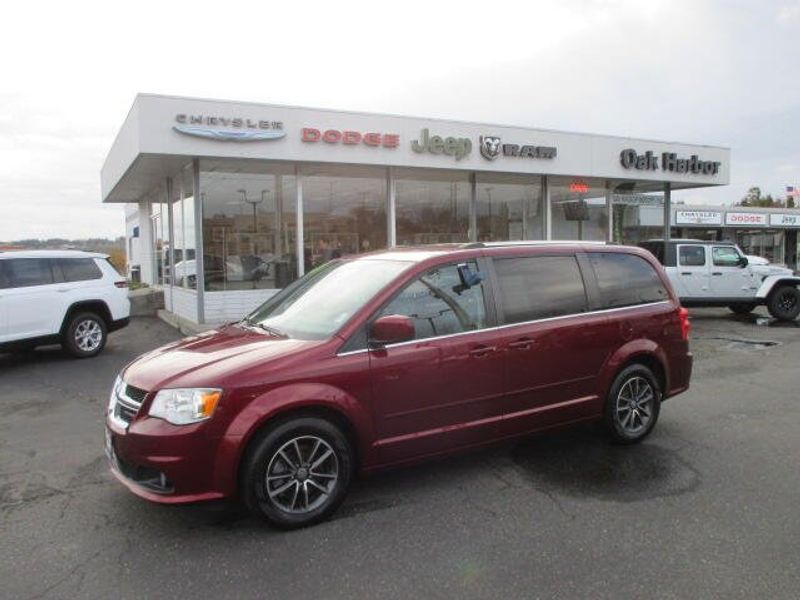 2017 Dodge Grand Caravan SXTImage 32