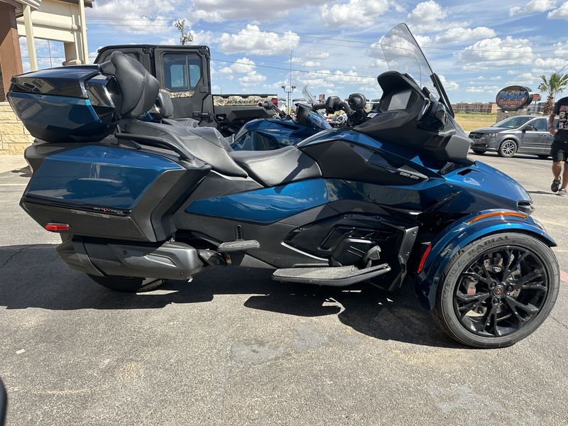 2024 Can-Am SPYDER RT LIMITED PETROL METALLICImage 4