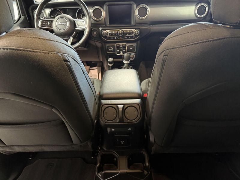 Used 2020 Jeep Gladiator OverlandImage 19