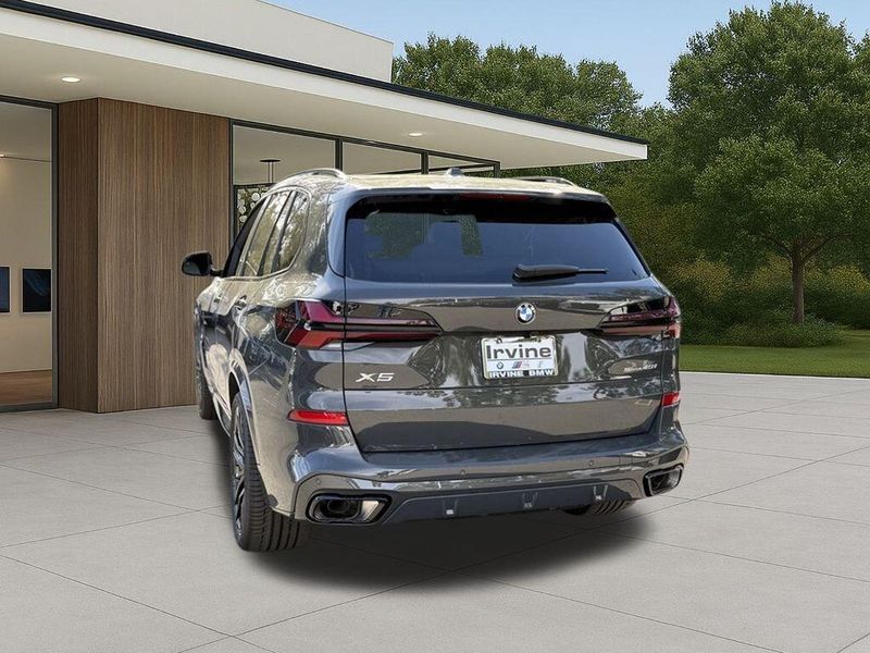 New 2026 BMW X5 sDrive40iImage 11