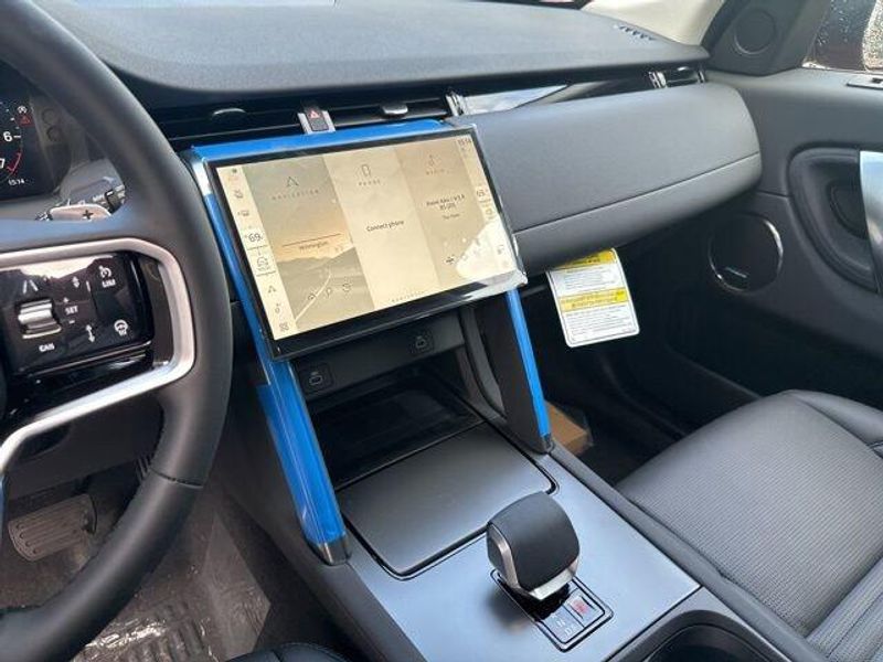 2025 Land Rover Discovery Sport S