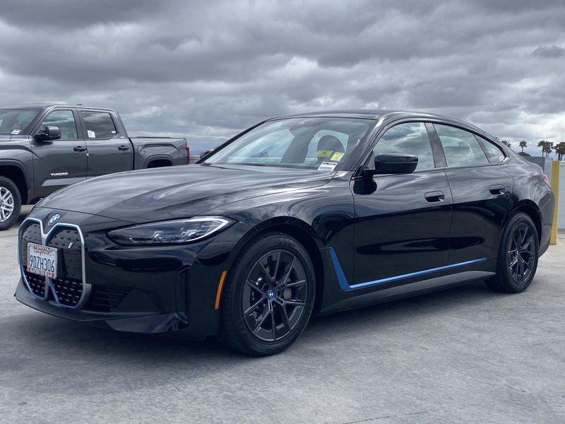 2023 BMW i4 eDrive40Image 8