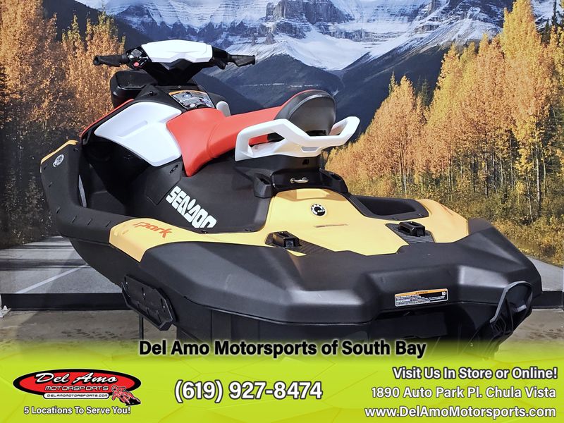 2024 Sea-Doo SPARK FOR 3 (SOUND SYSTEM) Image 15