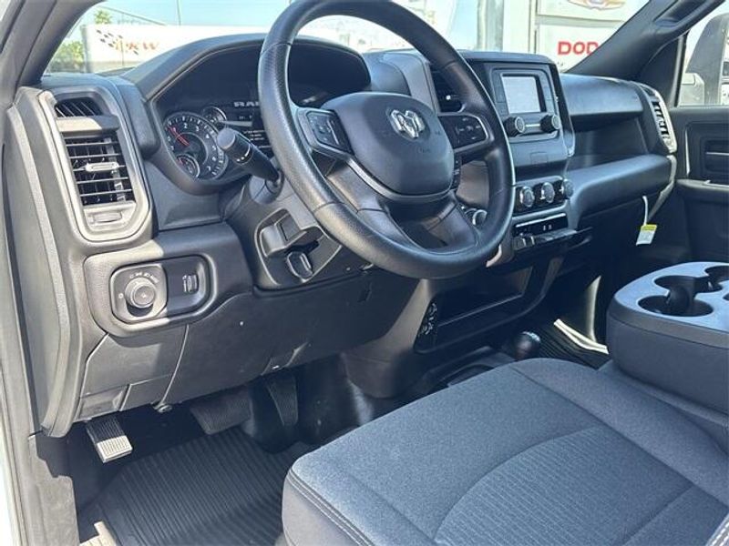 2023 Ram 2500 Tradesman photo 17