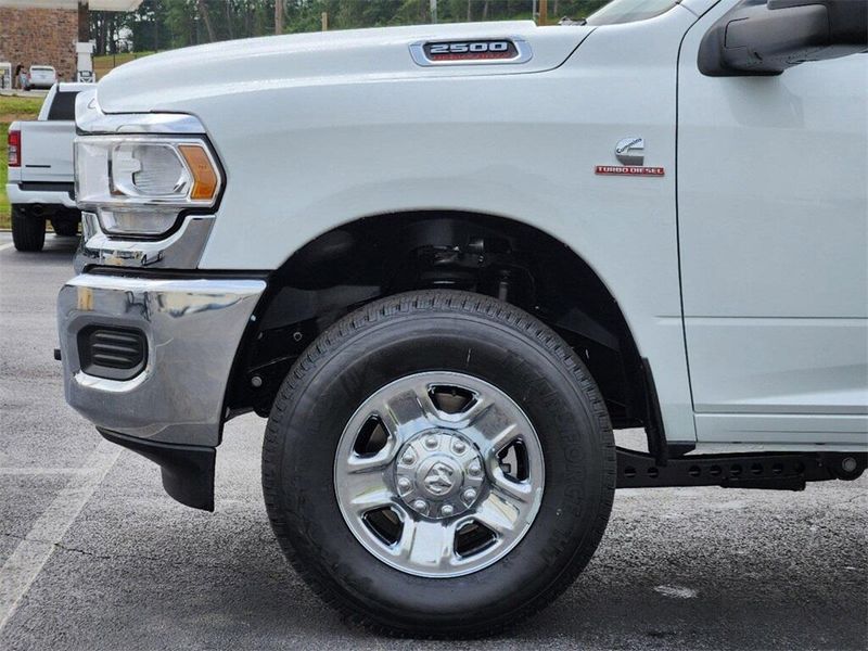 2024 RAM 2500 Tradesman Crew Cab 4x4 8