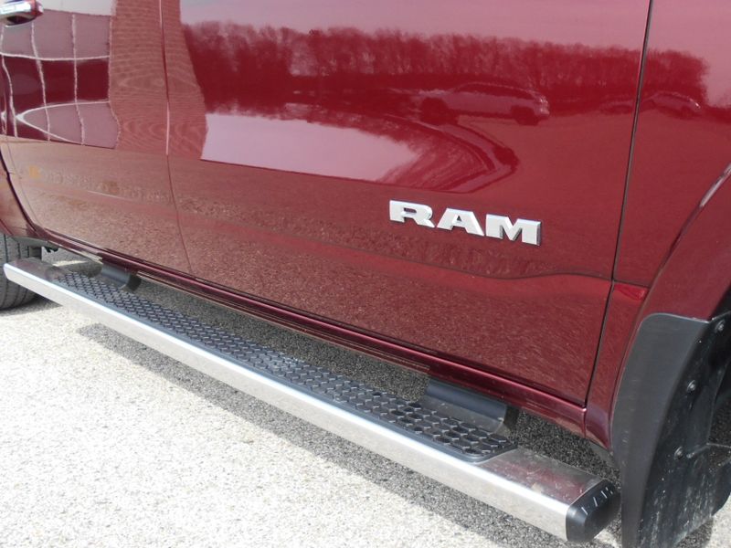 2022 RAM 1500 LaramieImage 12