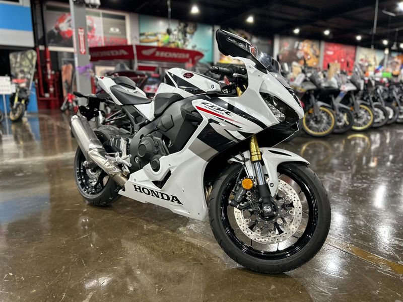 New 2026 Honda CBR1000RR ABS Image 20
