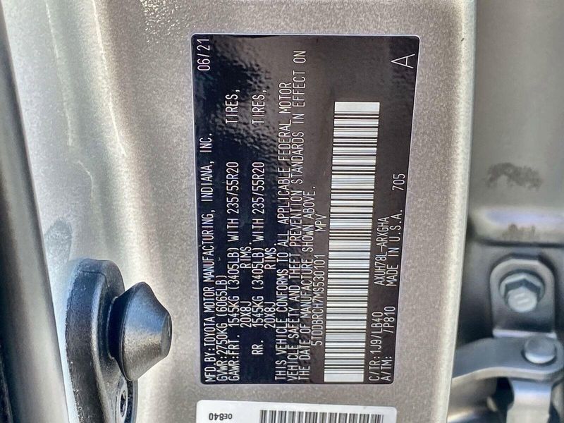 2021 Toyota Highlander LimitedImage 35