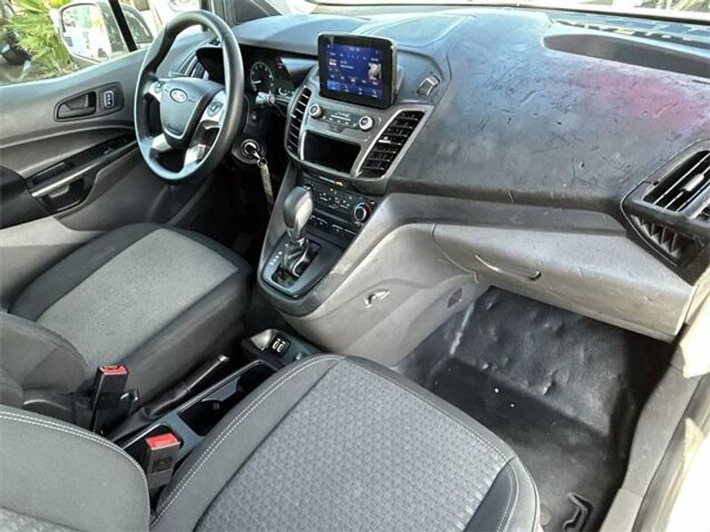 2022 Ford Transit Connect XLImage 13