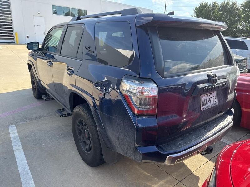 2019 Toyota 4Runner TRD Off-Road PremiumImage 4