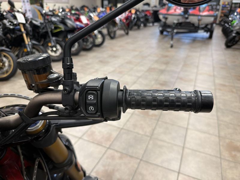 Used 2019 Indian Motorcycle FTR 1200 S  in a CARBON exterior color. Vista Del Amo Motorsports 760-330-5665 delamomotorsports.com 