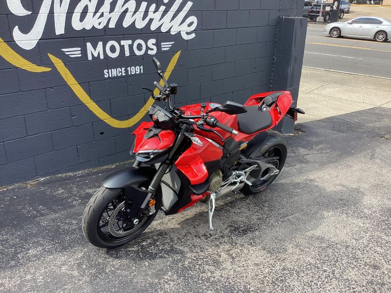 New 2026 Ducati Streetfighter V4 