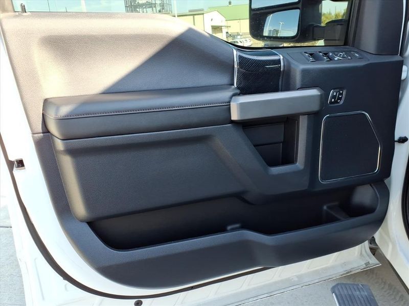 Used 2022 Ford F-350 PlatinumImage 16