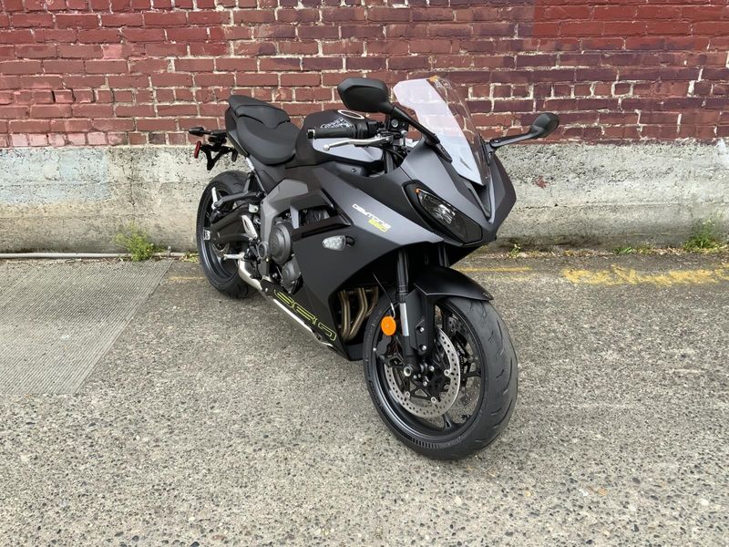 2025 Triumph Daytona 660