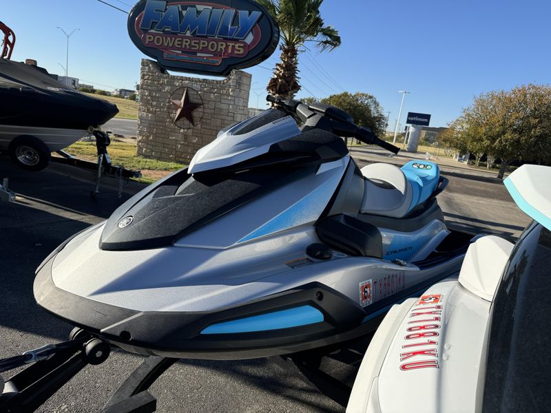 2024 YAMAHA PWC WAVERUNNER VX CRUISER WITH AUDIO SILVER Image 5