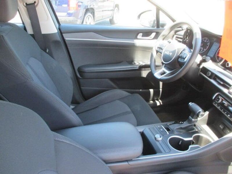 2023 Kia K5 LXSImage 24