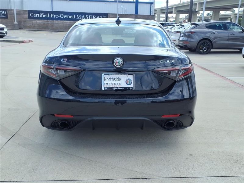 New 2025 Alfa Romeo Giulia RwdImage 8