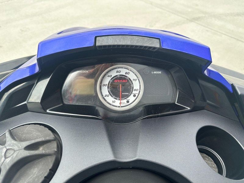 Used 2014 Yamaha FX SVHO - Black/Blue Image 2