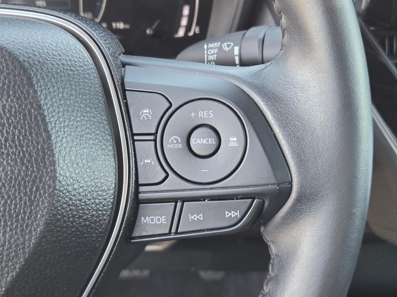 Used 2026 Toyota Corolla SE CVT (Natl)