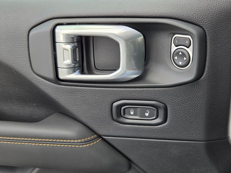 New 2025 Jeep Wrangler 4-door Sahara