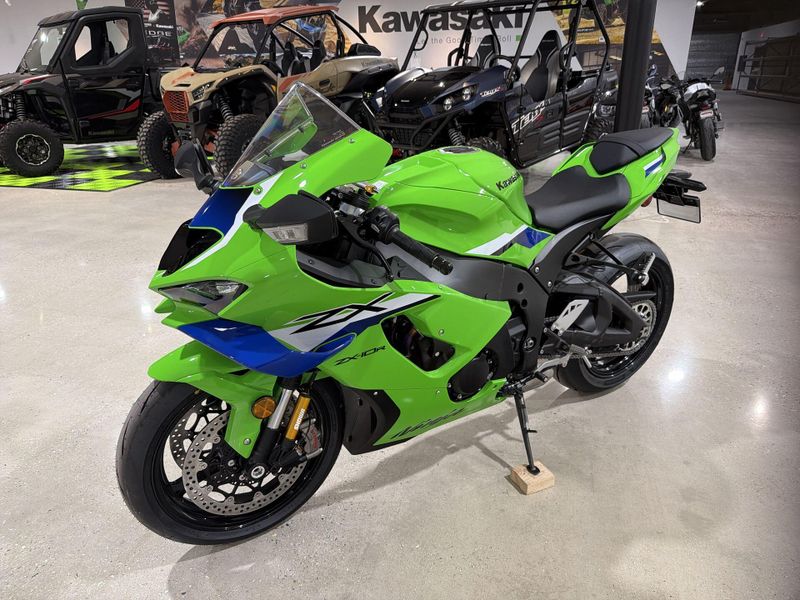 New 2026 Kawasaki NINJA ZX-10R ABS Image 13
