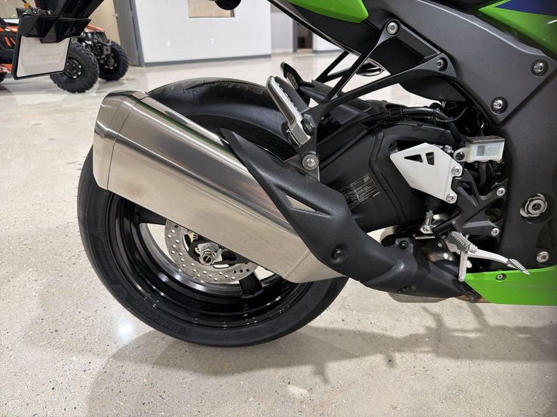 New 2026 Kawasaki NINJA ZX-10R ABS Image 21