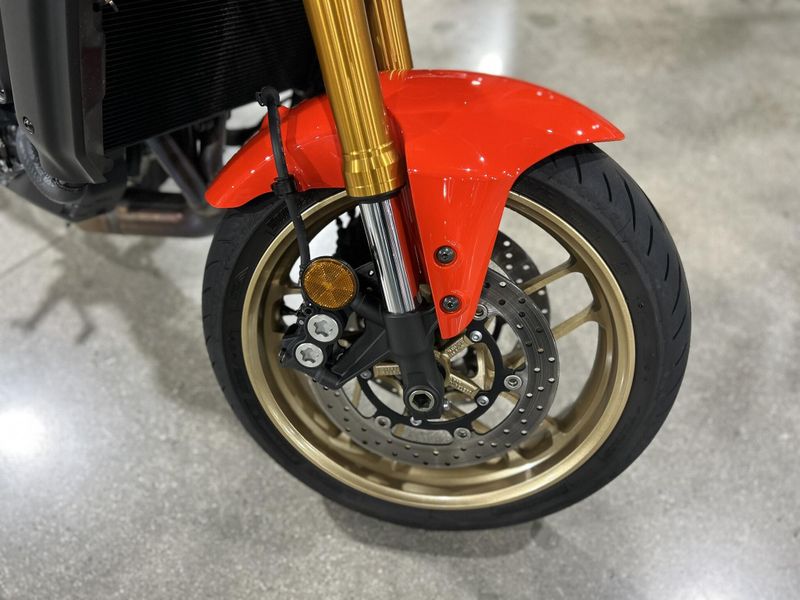 Used 2024 Yamaha XSR900 CA Image 9