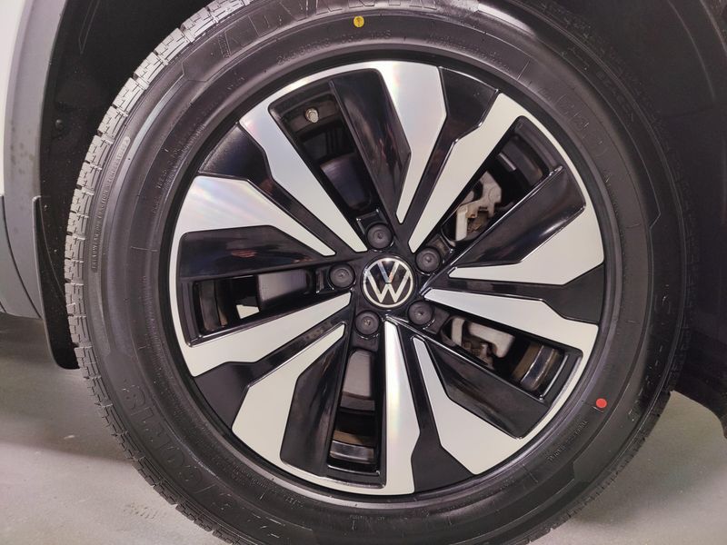 Used 2024 Volkswagen Atlas SE 4-Motion AWDImage 23