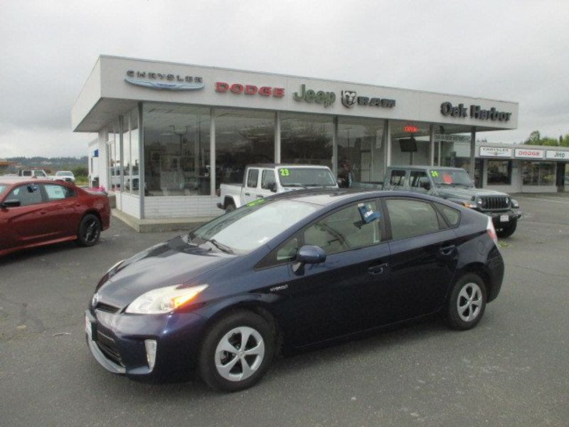 2012 Toyota Prius One/Two/Three/Four/FiveImage 27