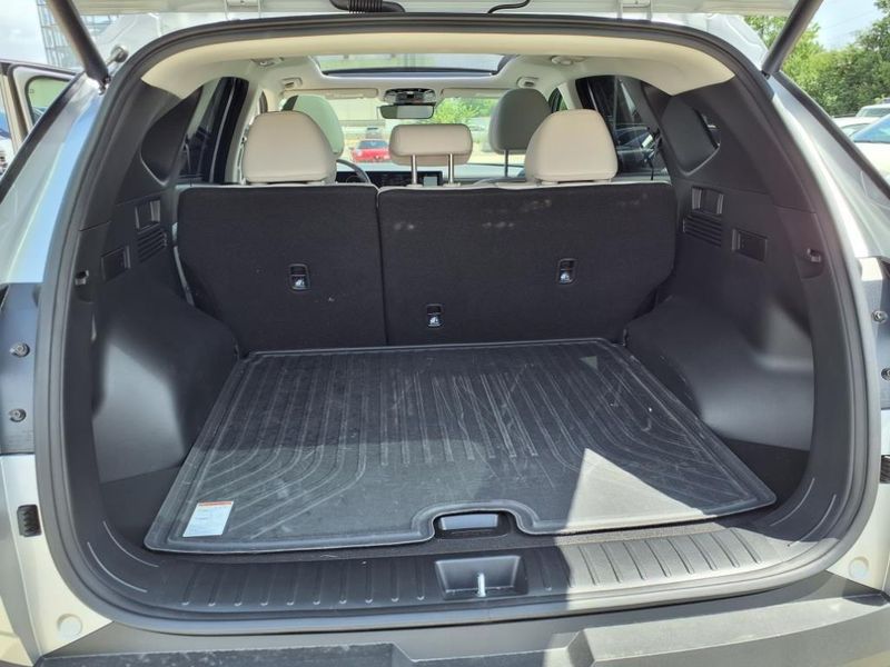 2025 Hyundai Tucson Hybrid SEL ConvenienceImage 7