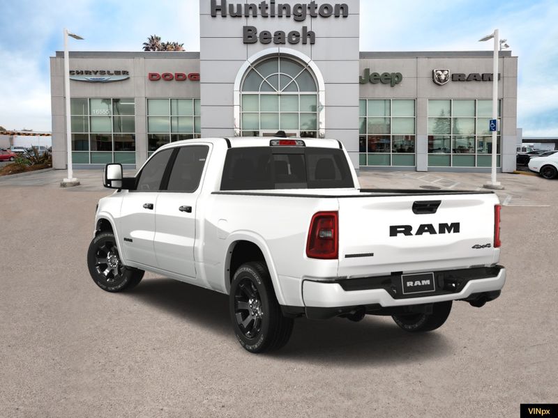 2025 RAM 1500 Big Horn Crew Cab 4x4Image 5