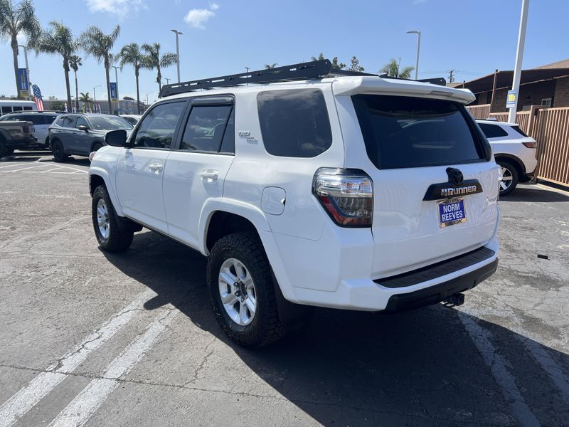 2021 Toyota 4Runner TRD Off Road PremiumImage 2