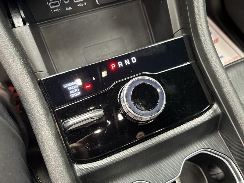 Used 2025 Jeep Grand Cherokee L LimitedImage 17