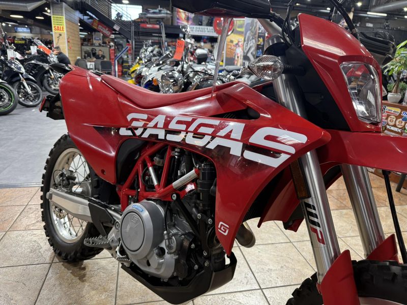 Used 2023 Other ES 700 Image 3