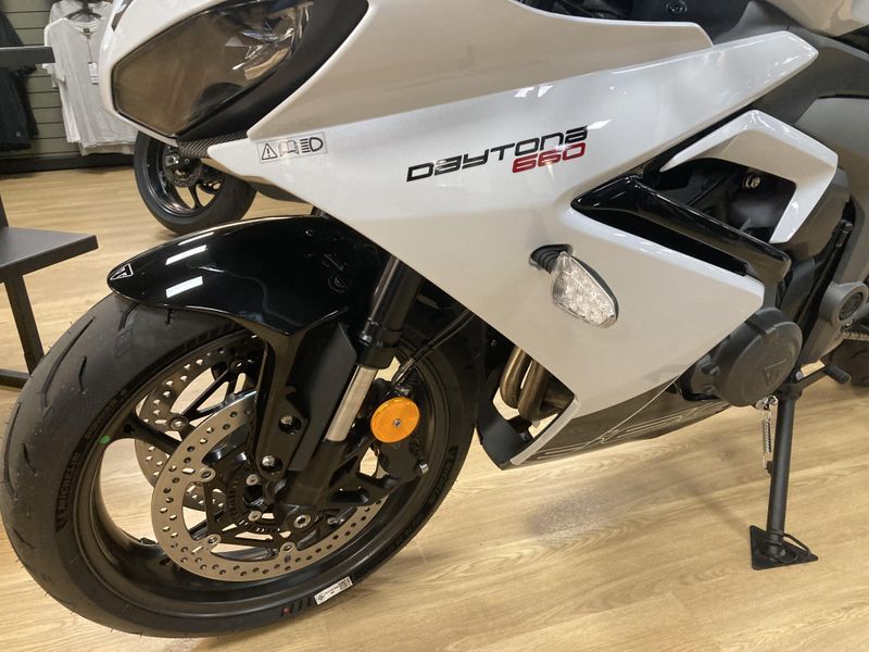 2025 Triumph Daytona 660